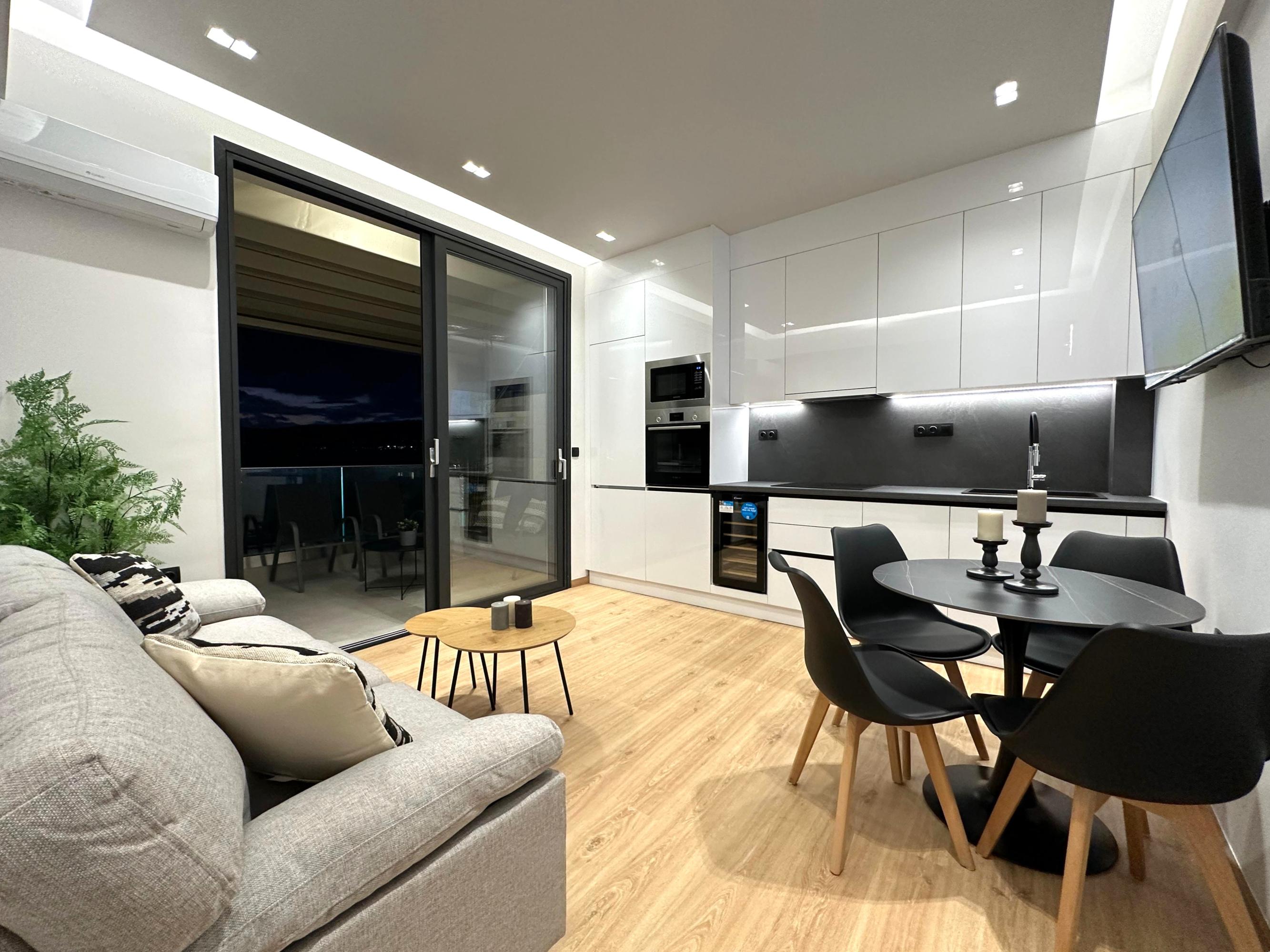 Metro hattında eşyalı daire — iç mekân 1